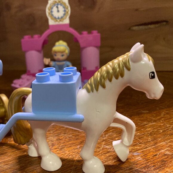 👑 Duplo 6153 – Cinderella’s Carriage (Complete, Gently Loved) - Picture 2 of 4
